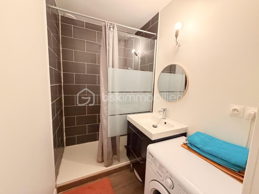 Maison de 112 m² – 6 pièces – 4 chambres – 112 m²