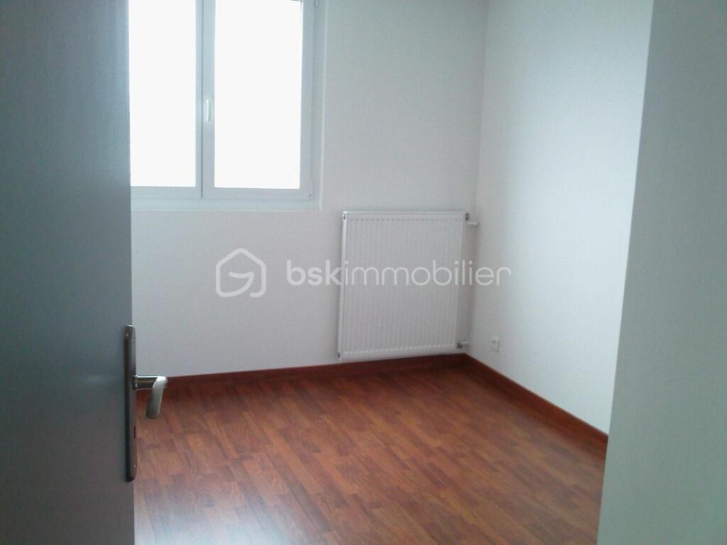 IDEAL INVESTISSEUR appartement T-4 – 4 pièces – 3 chambres – 58 m²