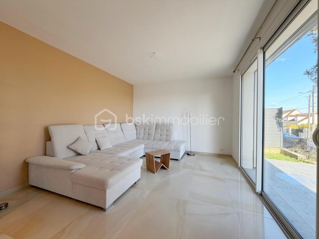 NOUVELLE PEPITE POUR POSER SES VALISES ! – 7 pièces – 4 chambres – 114 m²