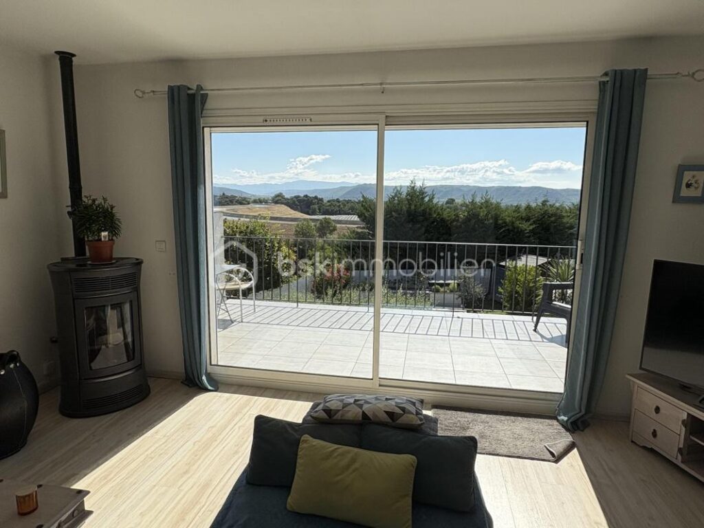 Maison quartier résidentiel 4 chambres, piscine – 5 pièces – 4 chambres – 110 m²