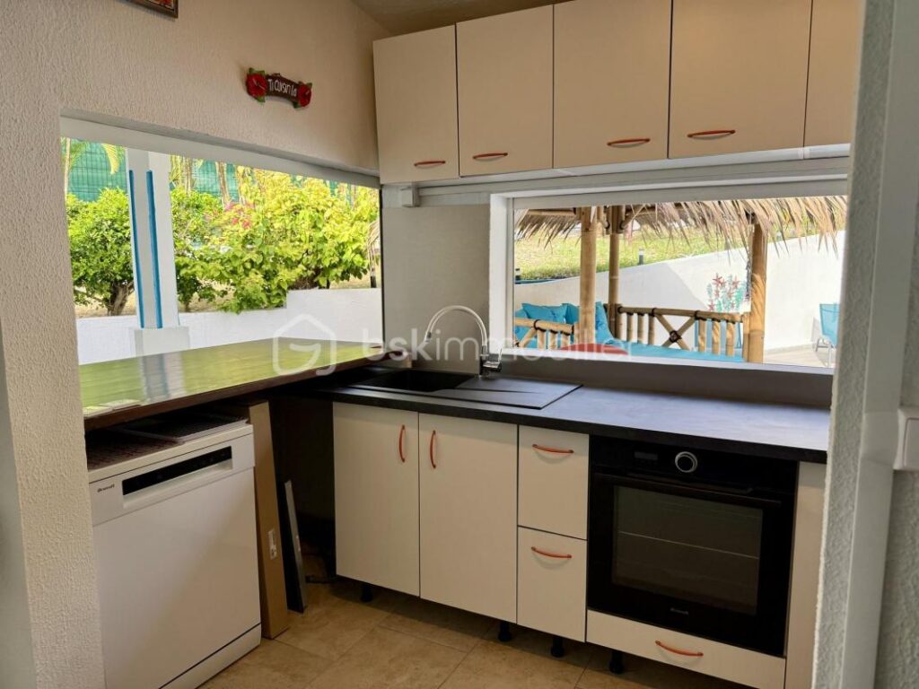 Villa T3 piscine plage à pied – 3 pièces – 2 chambres – 55 m²