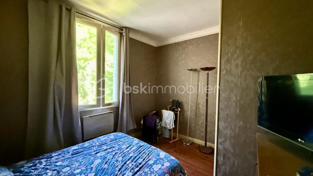 Maison à vendre à MORTAIN – 5 pièces – 4 chambres – 118 m²