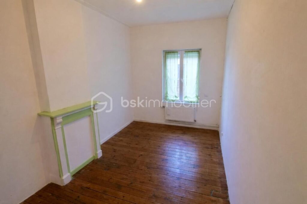 ✨ MAISON FAMILIALE D’EXCEPTION – 220 m² – JARDIN – GARAGE – AUCUN TRAVAUX ✨ – 7 pièces – 5 chambres – 220 m²