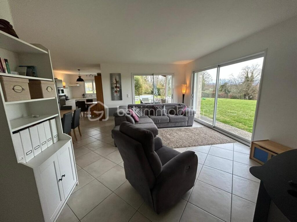 A SAISIR MAISON CONTEMPORAINE – 4 pièces – 3 chambres – 98 m²