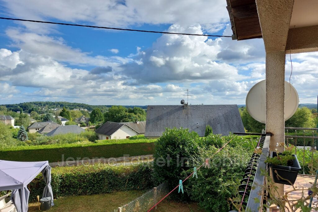 EGLETONS – Maison T3 vue degagée – NR pièces – 2 chambres – 86.00 m²