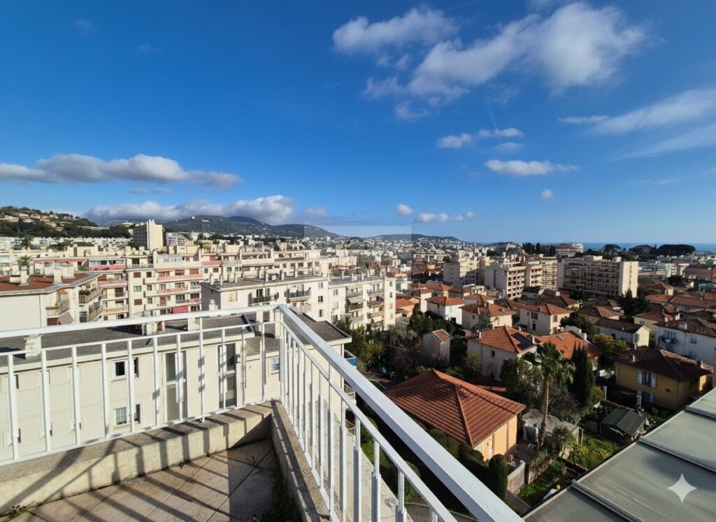 Appartement – 2 pièces – 1 chambre – 111 m²