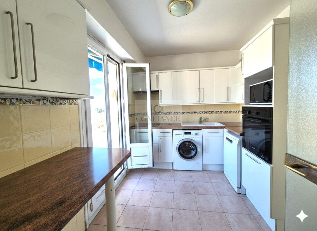 Appartement – 2 pièces – 1 chambre – 111 m²