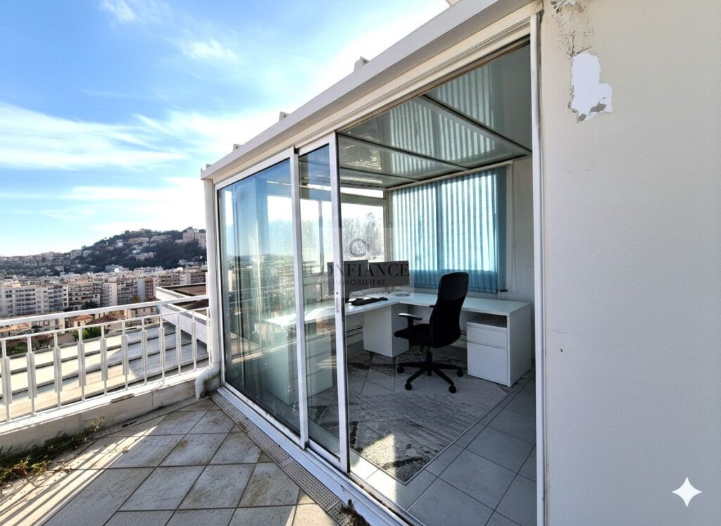 Appartement – 2 pièces – 1 chambre – 111 m²