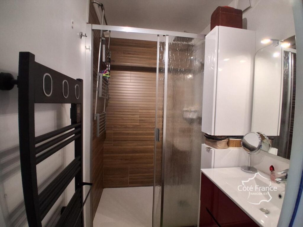 Appartement T2, Vue Port avec Place de Parking – 2 pièces – 1 chambre – 43 m²