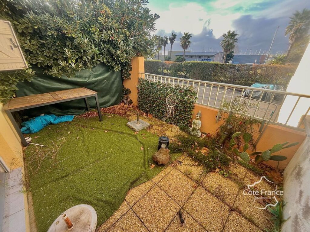 Spacieux appartement avec terrasse et parking proche falaise – 2 pièces – 1 chambre – 30 m²