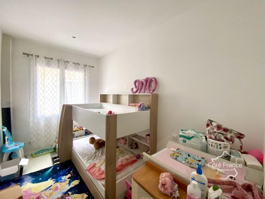 Sublime Appartement T3 – 67 m2 – vue sur Canal – Standing él – 3 pièces – 2 chambres – 67 m²