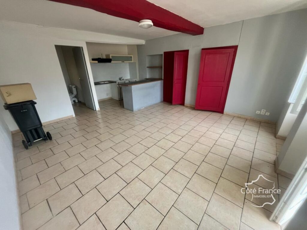 Immeuble de rapport 5 lots + combles aménageables – NR pièces – NR chambres – 150 m²