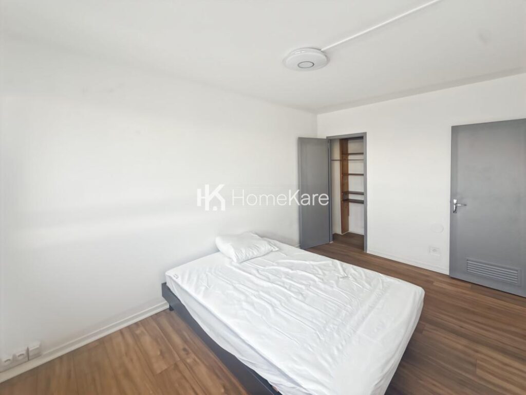 Appartement T4 de 71m² en dernier étage – 4 pièces – 3 chambres – 71 m²