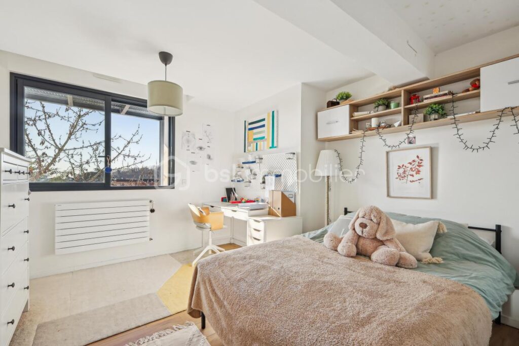 Un espace de vie exceptionnel avec de multiples terrasses ! – 7 pièces – 4 chambres – 234 m²