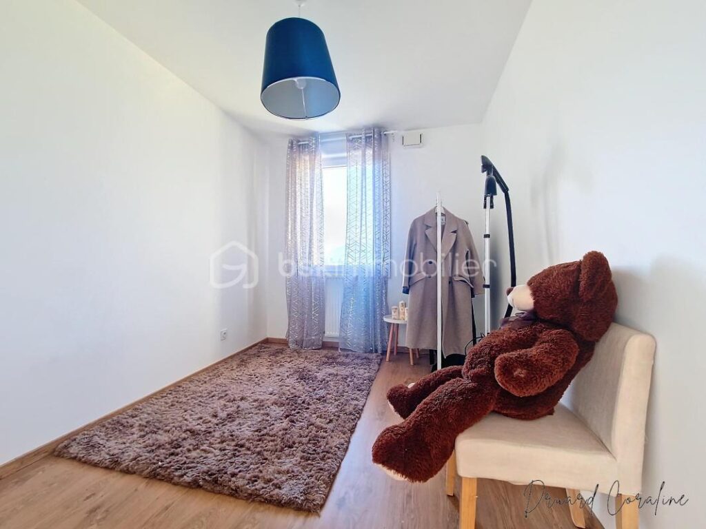 Grand T3 avec double balcon – 3 pièces – 2 chambres – 79 m²