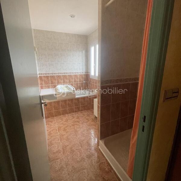 Maison à vendre à Saint laurent sur manoire