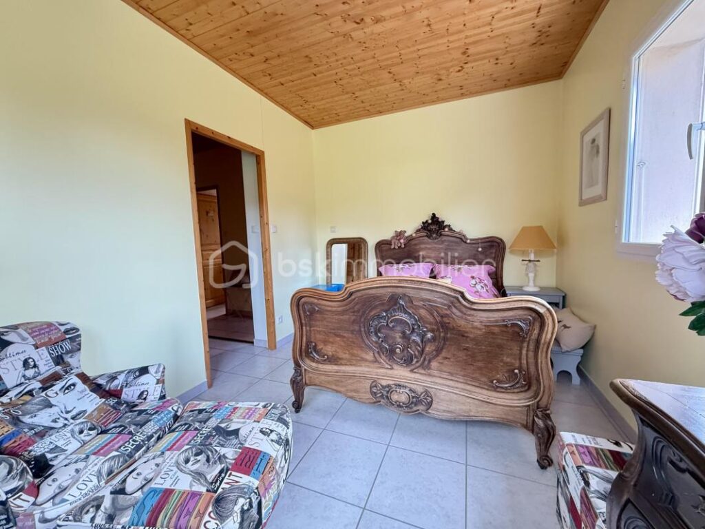 MAISON CONTEMPORAINE 152 M2 – TERRAIN – 3150 M2 – SAINT-CASSIEN – 5 pièces – 3 chambres – 152 m²