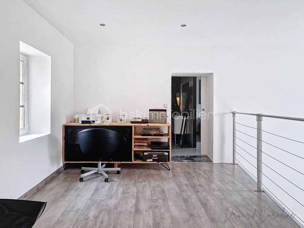 Maison de charme et de caractère – avec 4 chambres – 5 pièces – 4 chambres – 145 m²