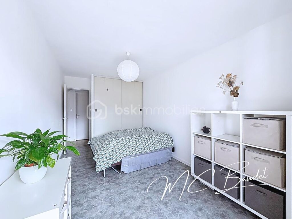 A découvrir, bel appartement T4 dans résidence familiale limite Eybens – 4 pièces – 2 chambres – 72 m²