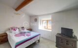 Maison de Village avec Commerce à Vendre – Roussillon (84) – 4 pièces – 2 chambres – 116 m²