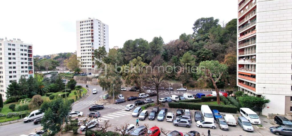 Nice Nord Appartement a vendre 3 pièces – Étage élevé, vue dégagée Ouest – 3 pièces – 2 chambres – 57 m²