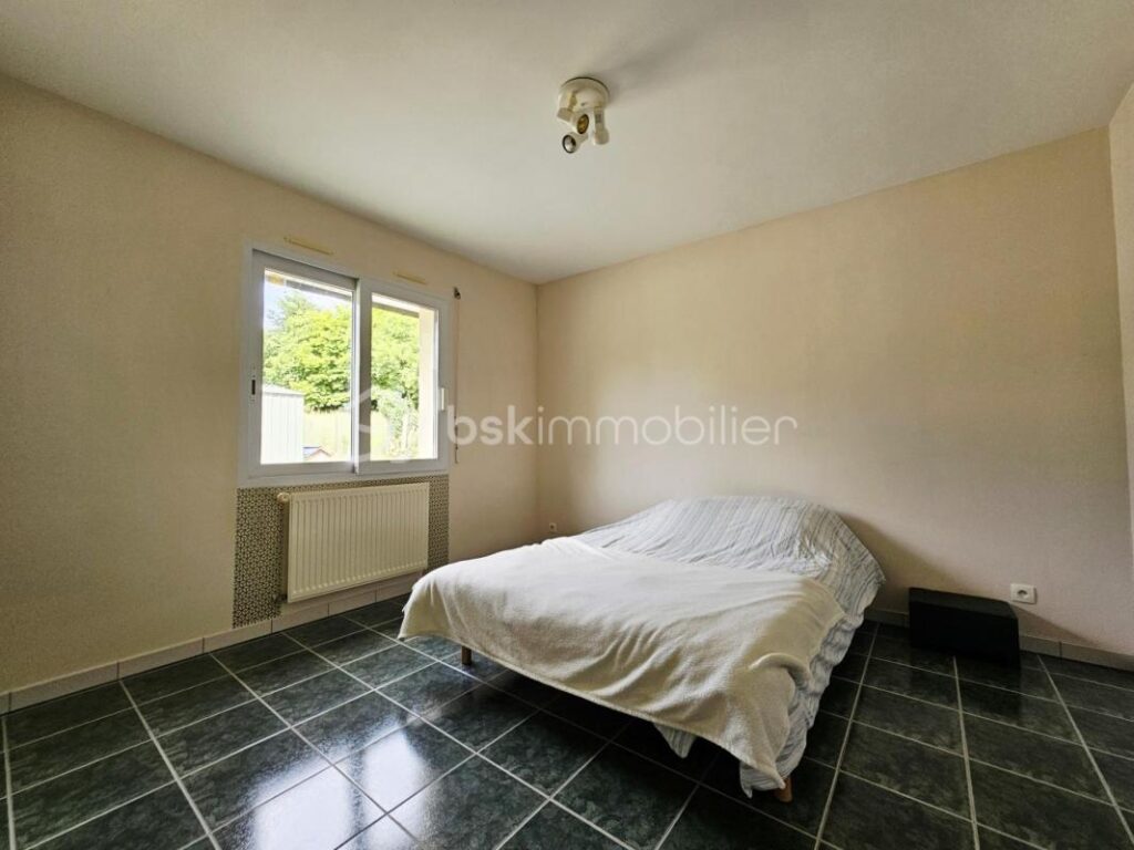 SOUS OFFRE D’ACHAT / Maison à la nantaise 127m² / 5 chambres / 3000m² de terrain – 6 pièces – 5 chambres – 127 m²