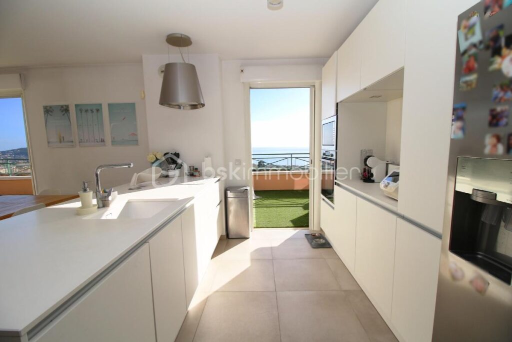 Penthouse 122m2 4 Pièces Vue Mer Au calme a vendre – 4 pièces – 3 chambres – 122 m²