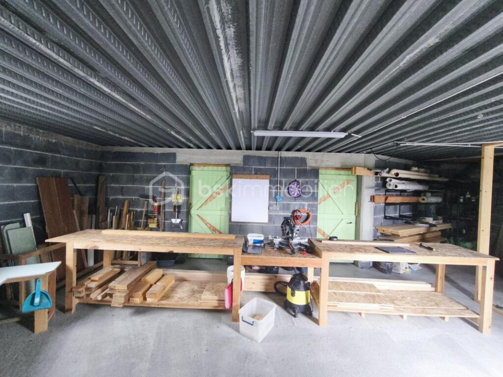 ✨ Architecture Singulière entre Lourdes et Bétharram – Projet Écologique d’Exception ✨ – 3 pièces – 1 chambre – 84 m²