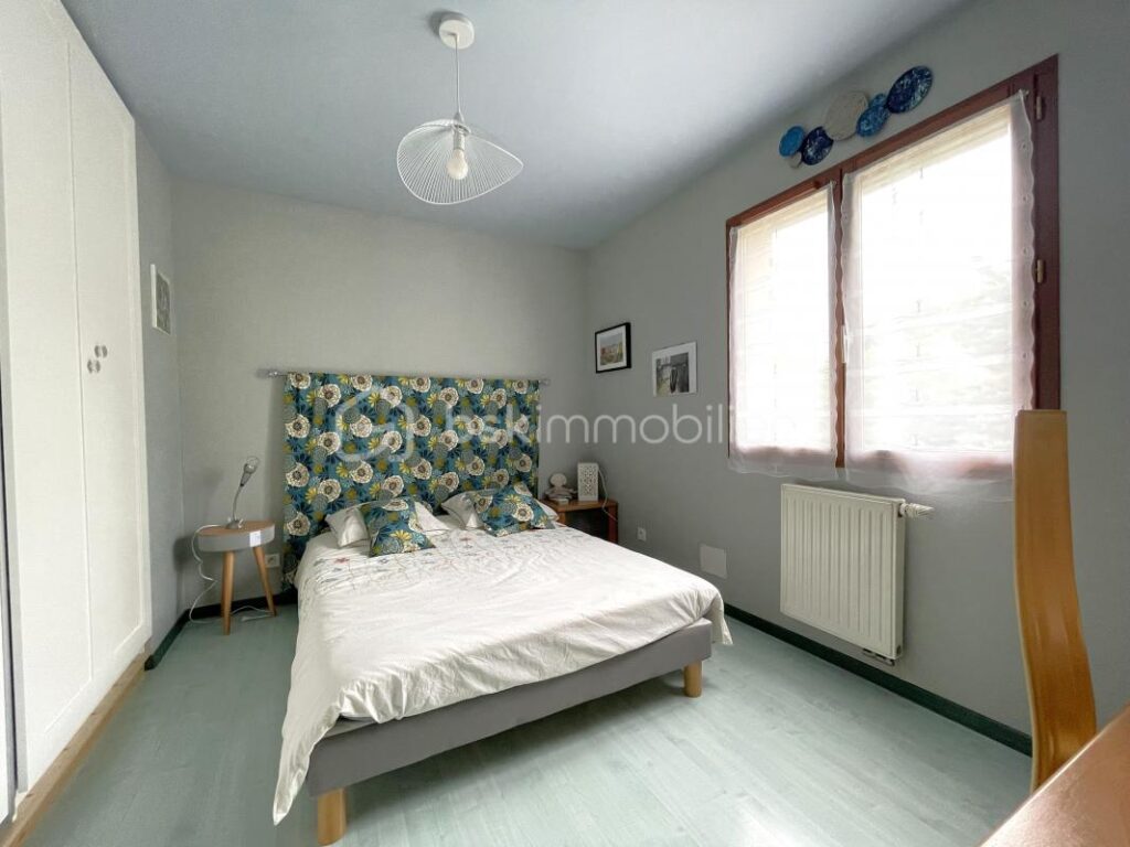 Maison familiale avec vue imprenable – Un havre de paix au cœur de Val d’Arcy – 5 pièces – 3 chambres – 130 m²