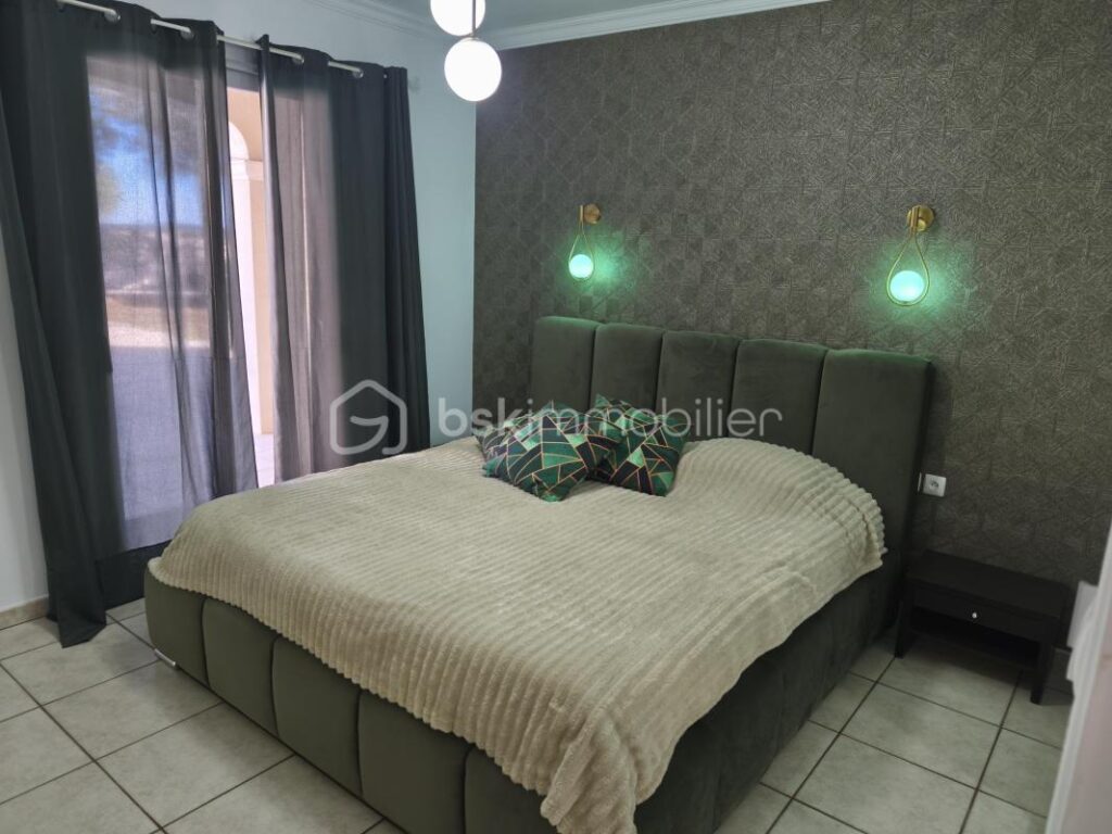 DOMAINE EN MEDITERRANEE – 8 pièces – 6 chambres – 245 m²