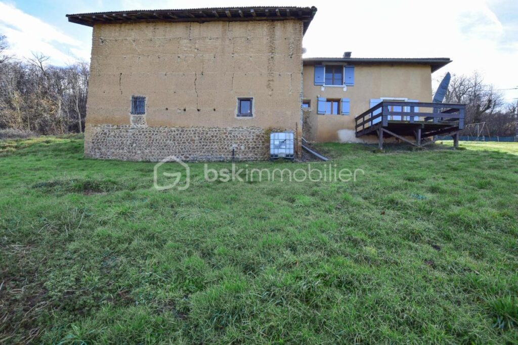 visite virtuelle à 360 sur le site ”jeancrimmo” – 5 pièces – 3 chambres – 98 m²