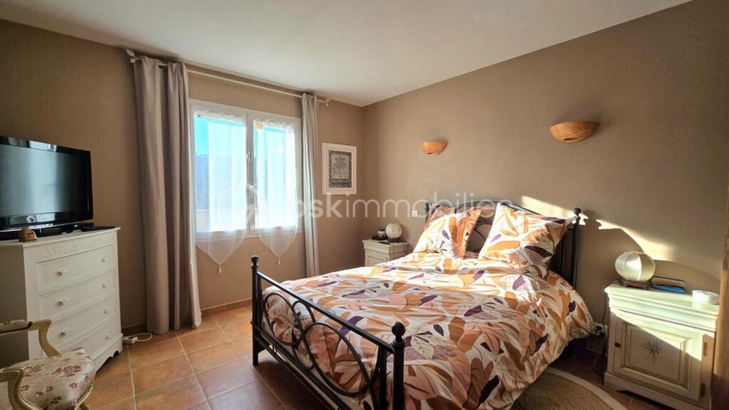 Villa T6 avec vue imprenable, piscine et spa – 6 pièces – 4 chambres – 156 m²