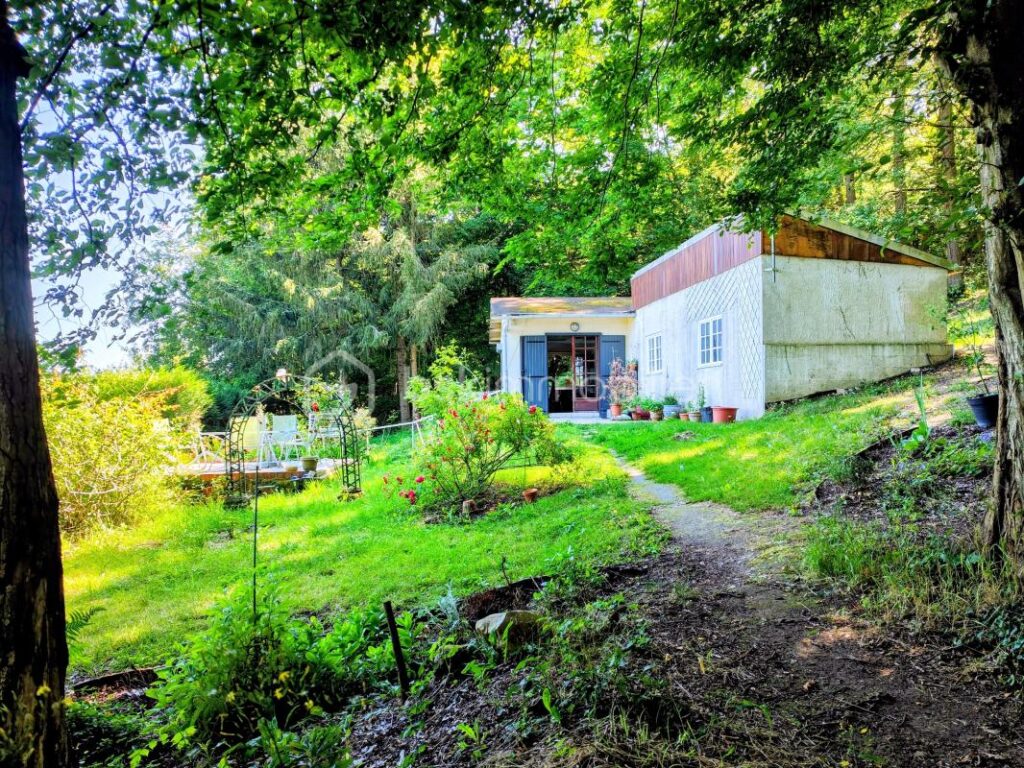 La Maison des Cyclamens : 2 ch, garage sur 1625 m2 dans un espace boisé classé – 3 pièces – 2 chambres – 51 m²