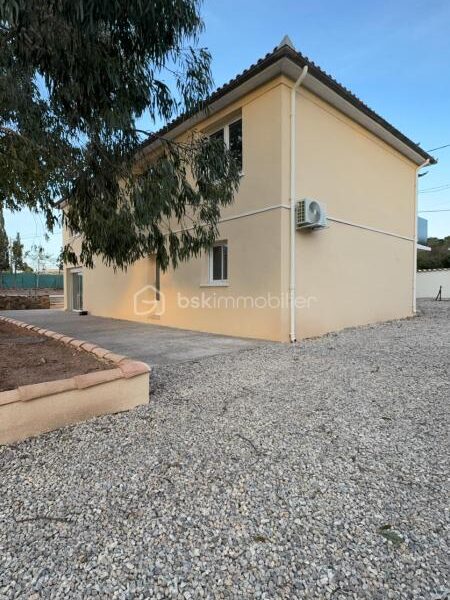 Maison à vendre à Montseret
