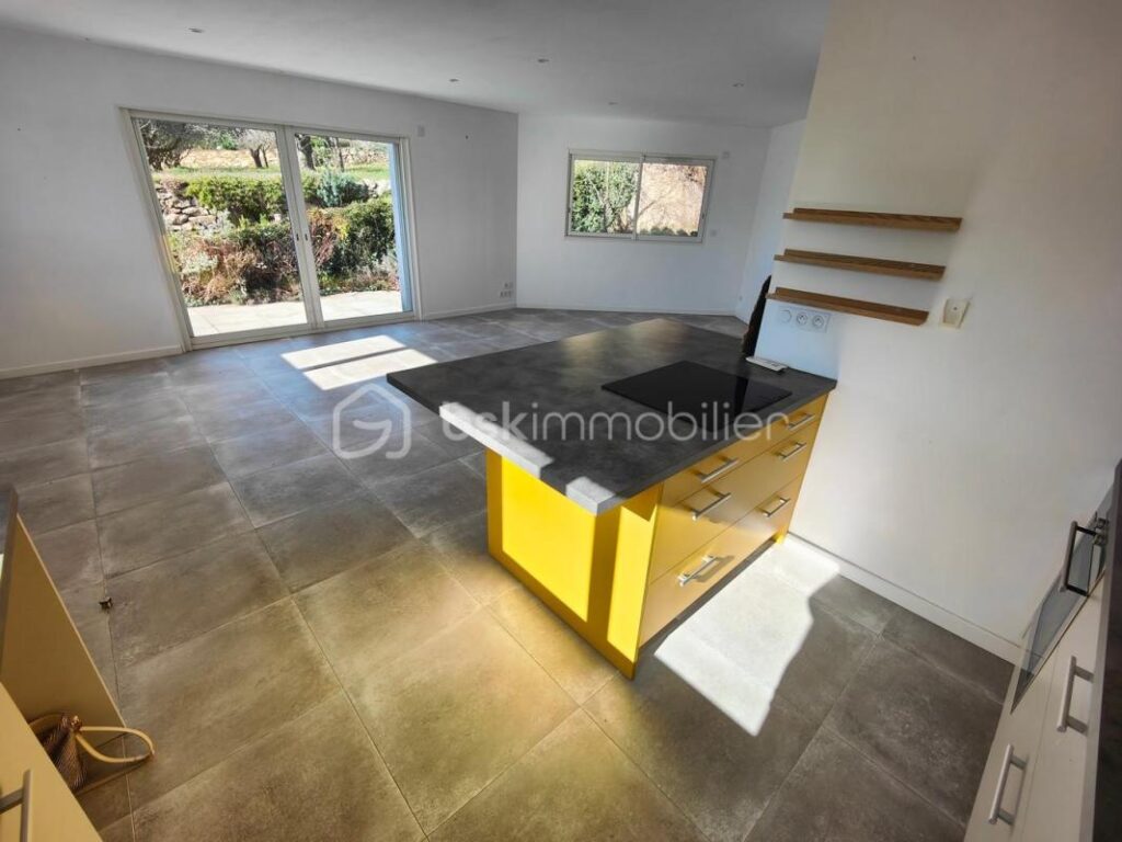 Villa quatre faces récente*** Exposition Sud*** Vue panoramique*** – 4 pièces – 3 chambres – 80 m²