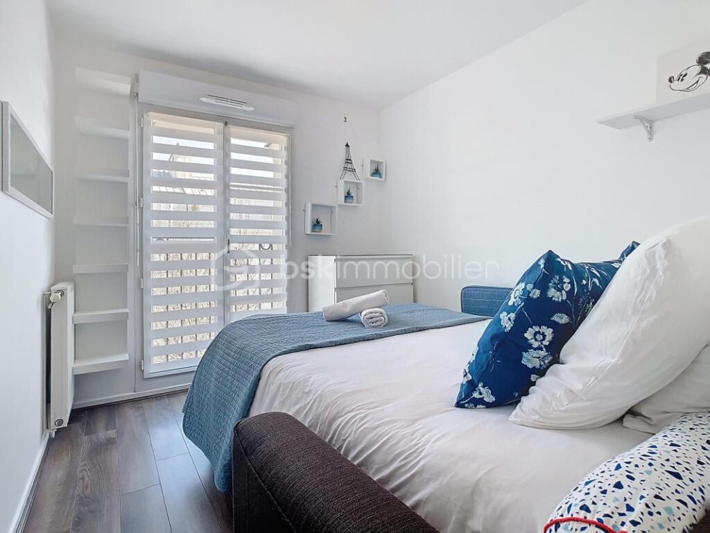À VENDRE – Appartement 4 pièces – DPE C – Vue Disneyland – Serris (77700) – À 10 min à pied du RER – 4 pièces – 3 chambres – 79 m²