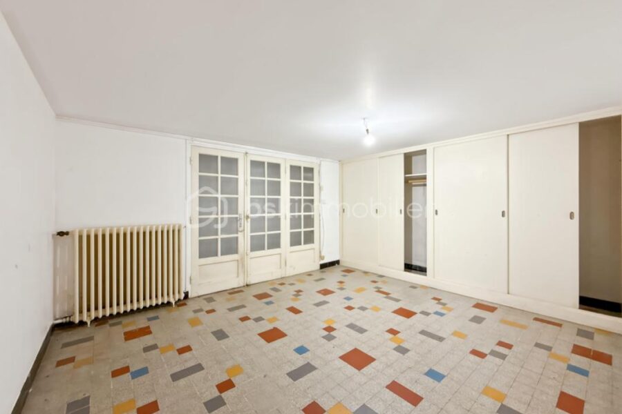 Maison à vendre à Paron