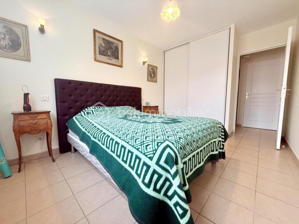 Appartement 3 pièces 66m² avec Balcon, Garage et Cave – Centre-ville de Digne-les-Bains (04) – 3 pièces – 2 chambres – 66 m²