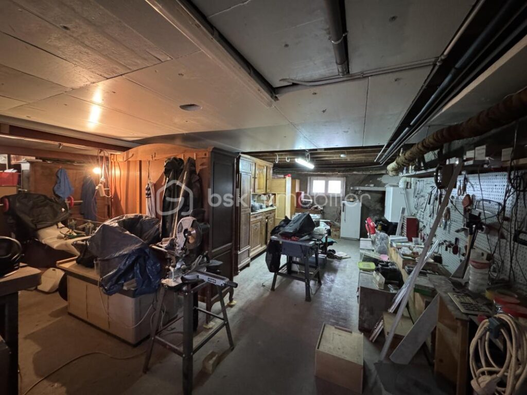 Maison 79m2 – 2 chambres – Sous-sol complet – terrain 706m2 – 4 pièces – 2 chambres – 79 m²