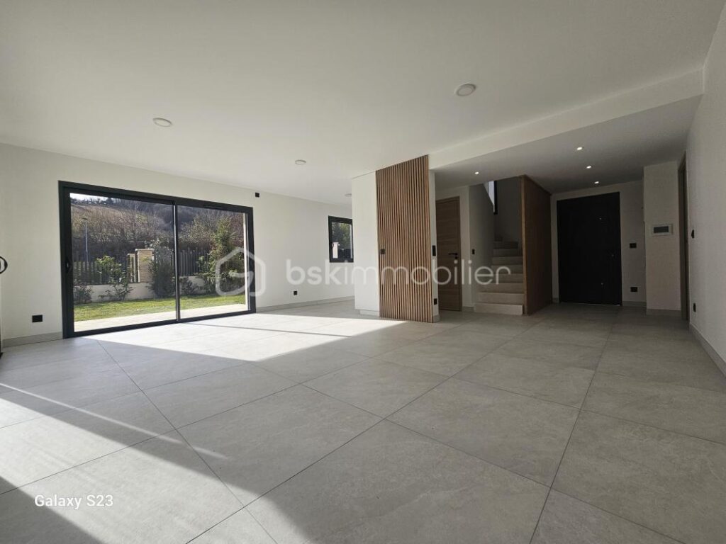 Nouveauté – Maison individuelle neuve 12/2025 – Brié-et-Angonnes – 5 pièces – 4 chambres – 85 m²