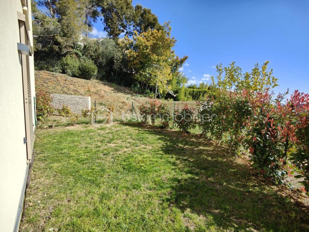 Appartement vue mer avec jardin – Résidence de 2024 – 3 pièces – 2 chambres – 63 m²