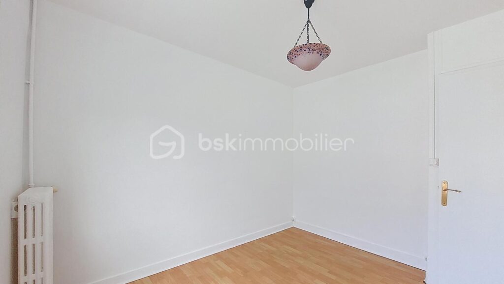 Maison de plain pied à Tourlaville – 4 pièces – 3 chambres – 69 m²