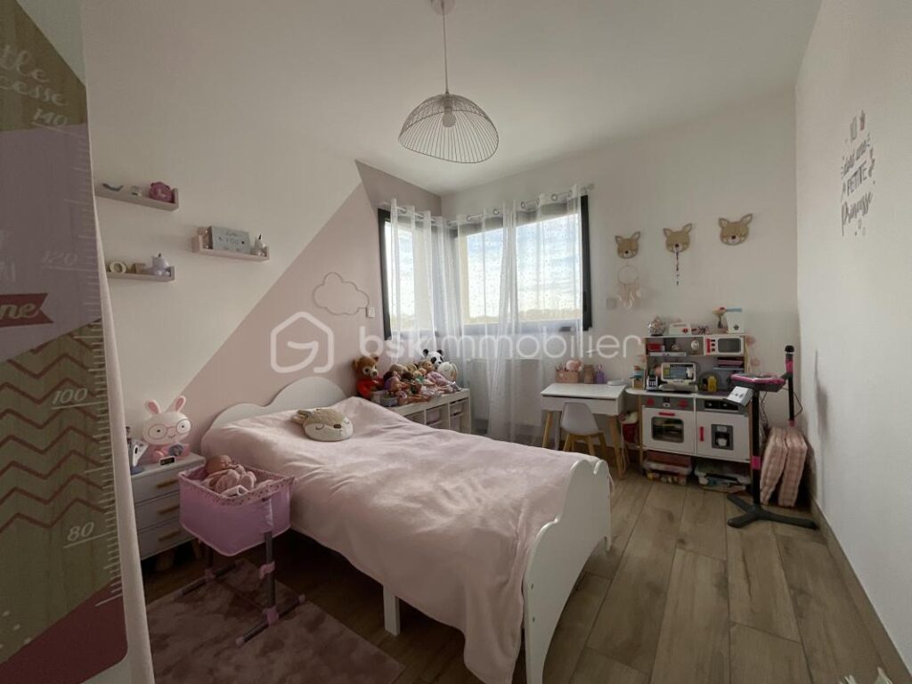 À saisir – 5 pièces – 3 chambres – 123 m²