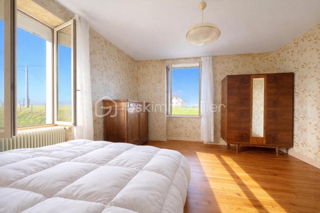 Maison ancienne de caractère – fort potentiel – vue dégagée – 5 pièces – 4 chambres – 104 m²