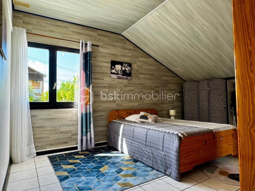 🌿 EXCLUSIVITÉ – Résidence familiale & dépendance haut potentiel – Bérive (Le Tampon) – 6 pièces – 3 chambres – 130 m²