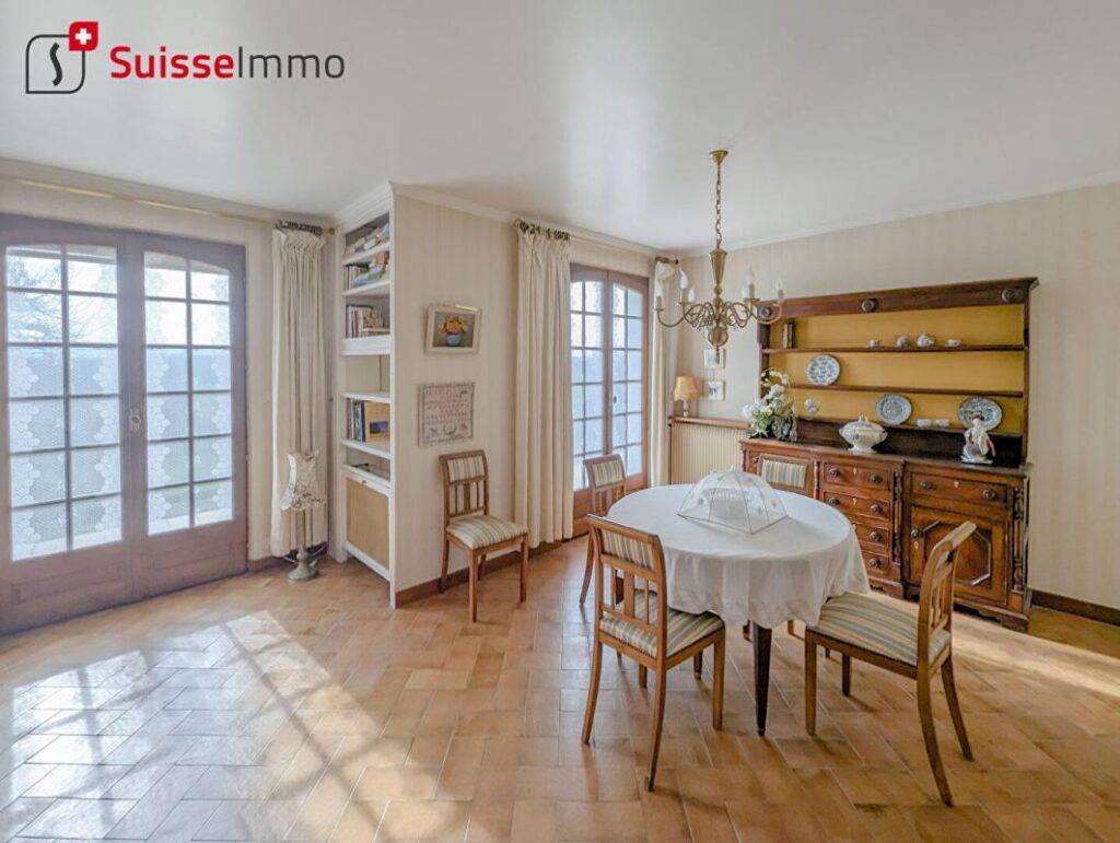 Maison d’architecte Taillecourt 6 pièce(s) 190 m2 – 6 pièces – 4 chambres – 190 m²