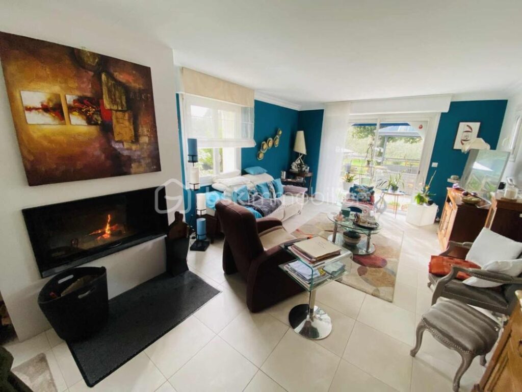 Maison Néo-Bretonne d’environ 140 M² (Proximité de VANNES/ 5 Minutes) – 7 pièces – 5 chambres