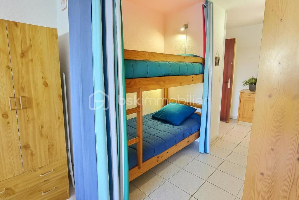 BELLE TERRASSE VUE LAC MARIN – 1 pièce – NR chambres – 22 m²