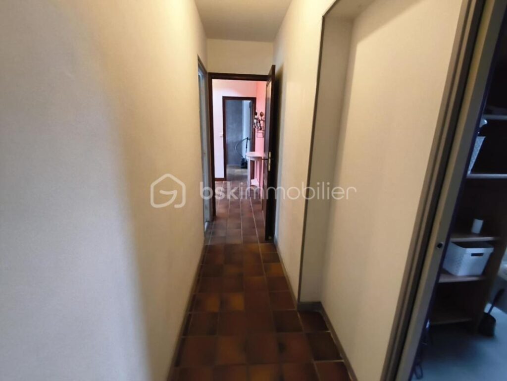 Charmant pavillon familial aux beaux volumes – 7 pièces – 4 chambres – 145 m²