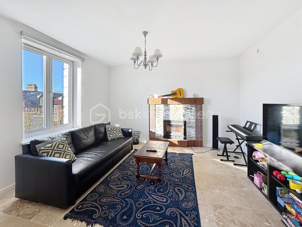 Maison Bourgeoise au coeur d’un bourg – 5 pièces – 4 chambres – 145 m²